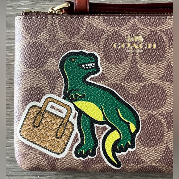 NWT 🦖🤎Coach T-Rex Corner Zip Wristlet in Signature Canvas - Picture 3 of 13